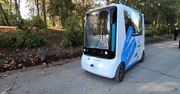 Autonomiczny bus wozi ludzi po cmentarzu. Pilotażowy program w Gdańsku.