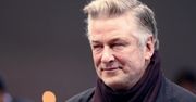 Alec Baldwin chce, aby policjanci monitorowali broń na planach filmowych