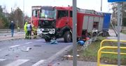 Zderzenie tira z wozem straży pożarnej w Czernikowie k. Torunia. Zginęło dwoje strażaków, trzech zostało rannych