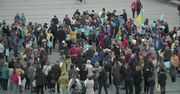“Polska z ogromnym sercem przyjmuje Ukraińców”. Demonstracja solidarności z Ukrainą w Koszalinie
