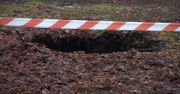 Kolejne zapadlisko w Trzebini. Tym razem ma średnicę dwóch metrów