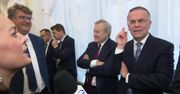 Sellin nic nie słyszy, Gliński zarzuca tendencyjność. Ministrowie z PiS reagują na pytanie o większość w sejmie