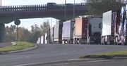 Protest przewoźników sparaliżował przejścia graniczne: Kierowcy czekają dni na odprawę