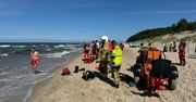 Dramatyczne wydarzenia na niestrzeżonej plaży w Wisełce: Zaginął mężczyzna, który ratował dziecko