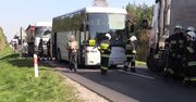 Karambol z udziałem autobusu z dziećmi