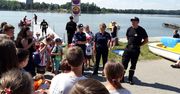 Bezpiecznie nad wodą- policjanci i strażacy dla dzieci