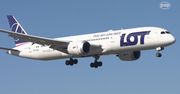 Praca w PLL LOT: poszukiwany personel pokładowy