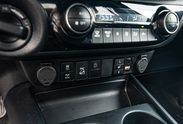 Toyota HiLux Double Cab Invincible