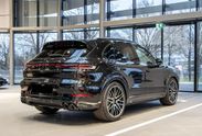 Porsche Cayenne Black Edition