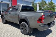 Toyota HiLux Double Cab Invincible