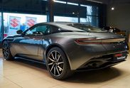 Aston Martin DB11 V8