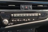 Lexus ES 300h Business Edition