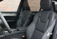 Volvo XC90 B5 AWD Ultra Black Edition