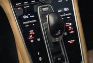 Porsche Panamera 4 E-Hybrid Platinum Edition