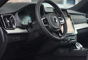 Volvo XC90 B5 AWD Ultra Black Edition