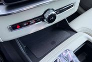 Volvo XC90 T8 AWD Plug-In Hybrid Ultra Bright