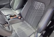 Volkswagen Golf R-Line 1.5 TSI HEV