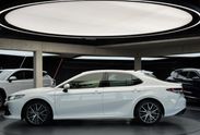 Toyota Camry 2.5 Hybrid Executive CVT