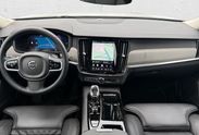 Volvo V90 T6 AWD Plug-In Hybrid Plus Dark