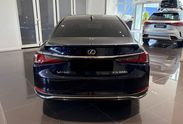 Lexus ES 300h Business Edition 2.5 E-CVT