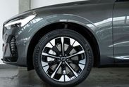 Volvo XC60 B5 AWD Ultra Dark