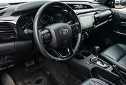 Toyota HiLux Double Cab Invincible