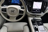 Volvo V60 T6 AWD Plug-In Hybrid Plus Dark
