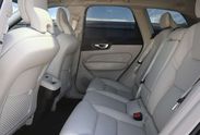 Volvo XC60 B5 AWD Ultra Dark