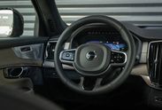Volvo XC90 T8 AWD Plug-In Hybrid Ultra Dark