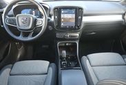 Volvo XC40 B3 Plus Dark