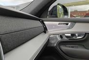 Volvo XC90 B5 AWD Ultra Black Edition