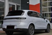Leapmotor B10 Design Hybrid EV 18,8 kWh
