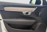 Volvo V90 T6 AWD Plug-In Hybrid Plus Dark