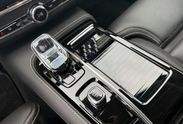 Volvo V90 T6 AWD Plug-In Hybrid Plus Dark