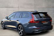 Volvo V60 B4 B Plus Dark