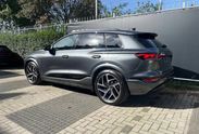 Audi Q6 e-tron S line
