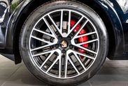 Porsche Cayenne S E-Hybrid  Black Edition