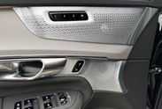 Volvo XC90 T8 AWD Plug-In Hybrid Ultra Black Edition 7os