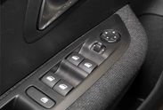 Peugeot 208 Edition e-DCS6 1.2 mHEV
