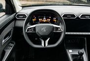 MG ZS 1.5  Standard MT