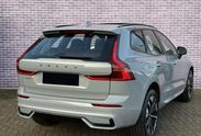 Volvo XC60 B5 AWD Ultra Dark