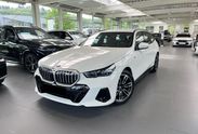 BMW Seria 5 Touring 520d xDrive M Sport