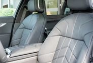 BMW Seria 7 740d xDrive Nero Lusso Edition