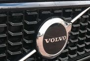 Volvo XC40 B3 Plus Dark