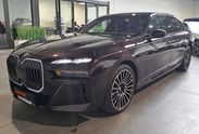 BMW Seria 7 740d xDrive Nero Lusso Edition
