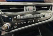 Lexus ES 300h Business Edition 2.5 E-CVT