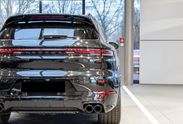 Porsche Cayenne Black Edition