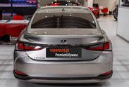 Lexus ES 300h F Sport Edition