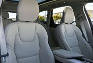 Volvo XC60 B5 AWD Ultra Dark
