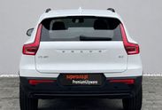 Volvo XC40 B3 Plus Dark
